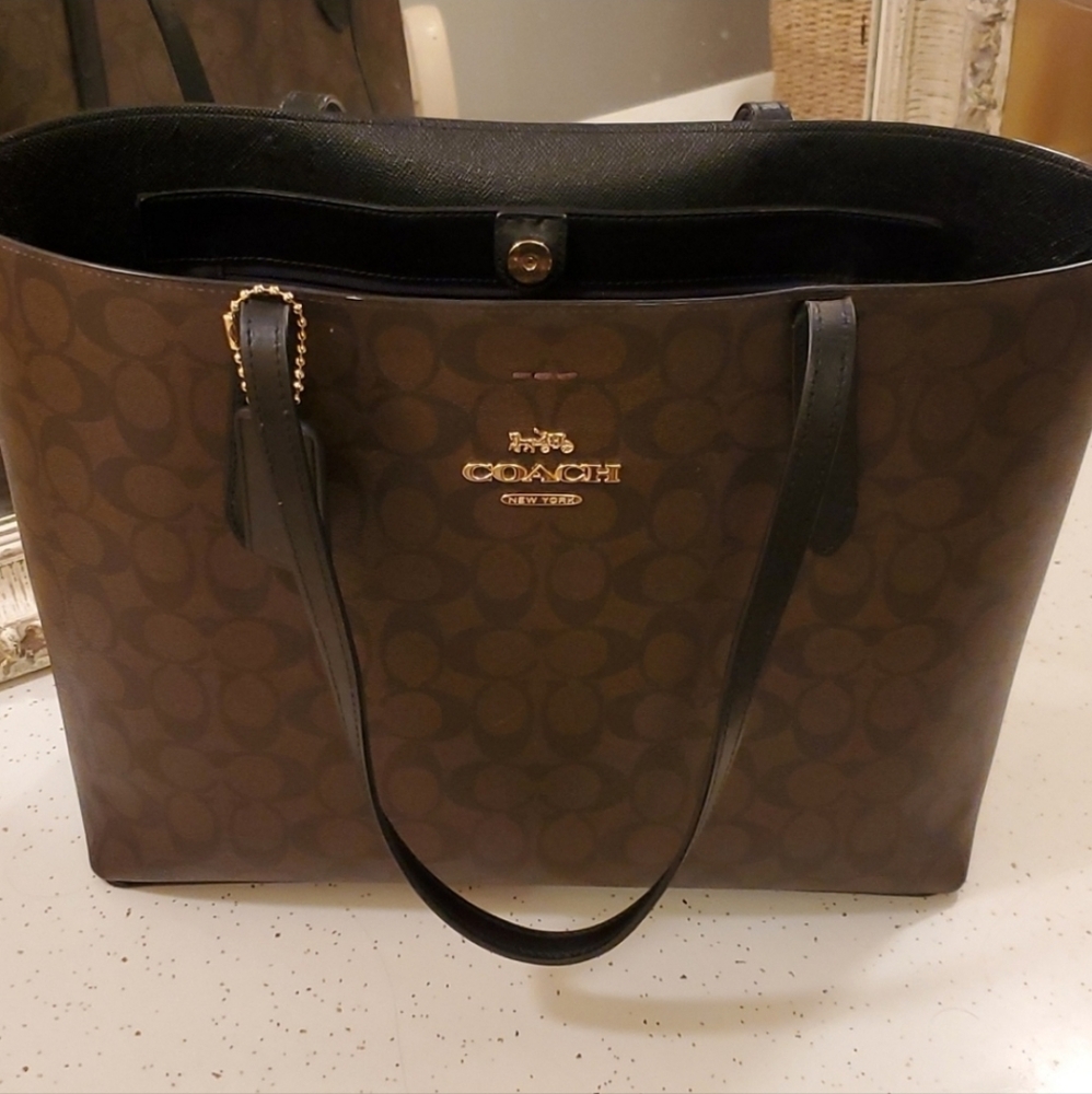 Coach bucket bag